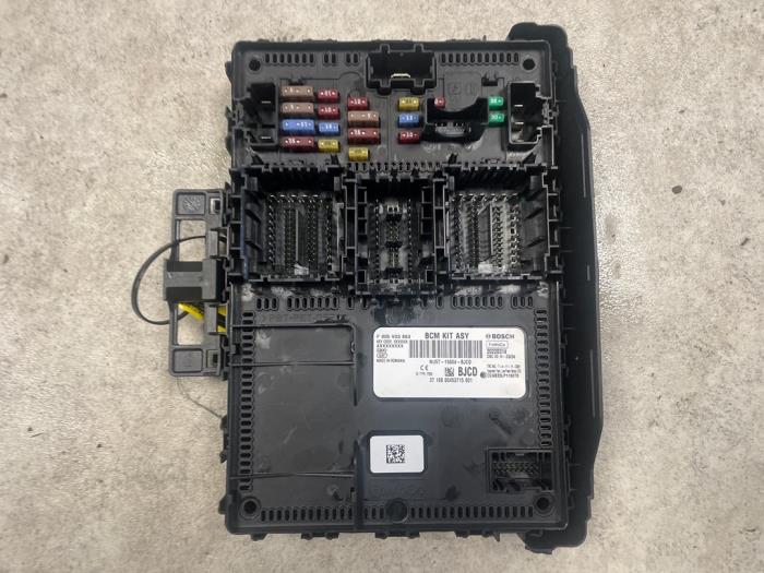 Fuse box from a Ford Focus 4 Wagon 1.0 Ti-VCT EcoBoost 12V 125 2022