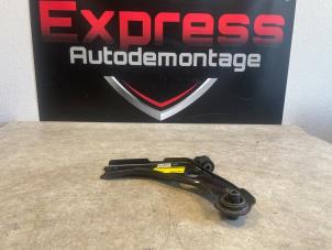 Used Front wishbone, left Peugeot 5008 II (M4/MC/MJ/MR) Price on request offered by Express Autodemontage