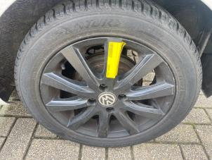 Gebrauchte Felgen Set + Reifen Volkswagen Up! (121) 1.0 12V 60 Preis € 250,00 Margenregelung angeboten von Express Autodemontage