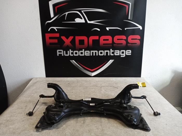 Begagnade Underram Hyundai i10 1.0 12V Pris € 170,00 Marginaltabell erbjuds av Express Autodemontage