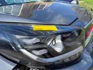Used Headlight, right Kia Picanto (JA) 1.0 12V Price on request offered by Express Autodemontage