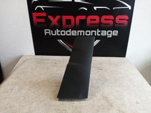 Used Trim strip, central right Peugeot 3008 II (M4/MC/MJ/MR) Price € 18,15 Inclusive VAT offered by Express Autodemontage