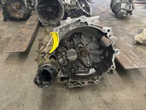 Used Gearbox Volkswagen Polo VI (AW1) 1.0 MPI 12V Price on request offered by Express Autodemontage
