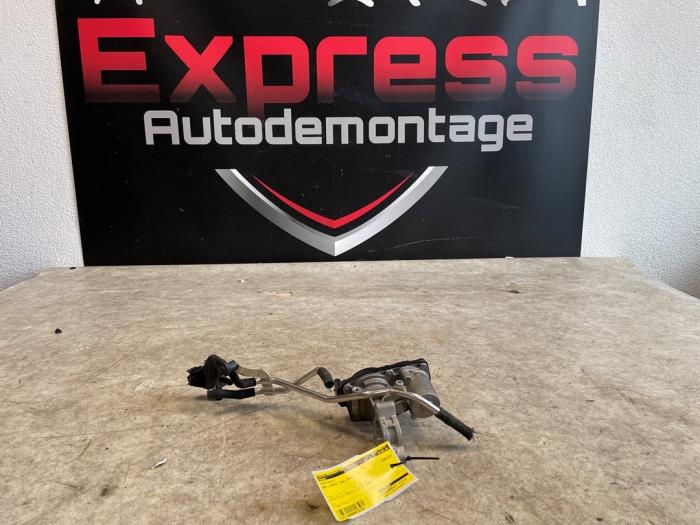 Gebrauchte Drosselklappengehäuse BMW 1 serie (F40) 116d 1.5 12V TwinPower Preis € 95,00 Margenregelung angeboten von Express Autodemontage