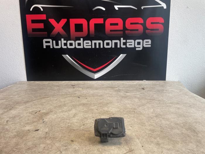 Gebrauchte Auspuffventil Volkswagen Golf VII Variant (AUVV) 2.0 TDI 150 16V Preis € 50,00 Margenregelung angeboten von Express Autodemontage
