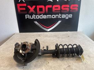 Begagnade Främre upphängning, vänster Ford Focus 3 Wagon 1.5 TDCi Pris € 195,00 Marginaltabell erbjuds av Express Autodemontage