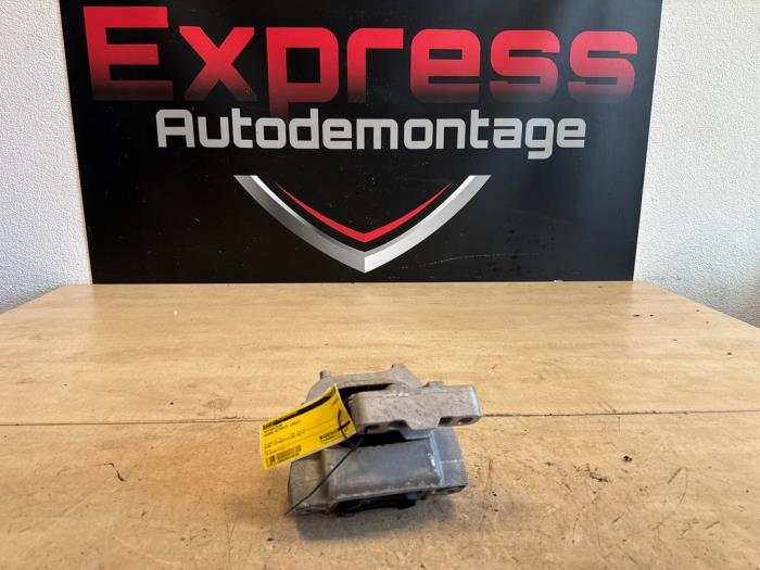 Usagé Support moteur Skoda Octavia Combi (NXAC) 1.0 TSI 12V Prix € 35,00 Règlement à la marge proposé par Express Autodemontage
