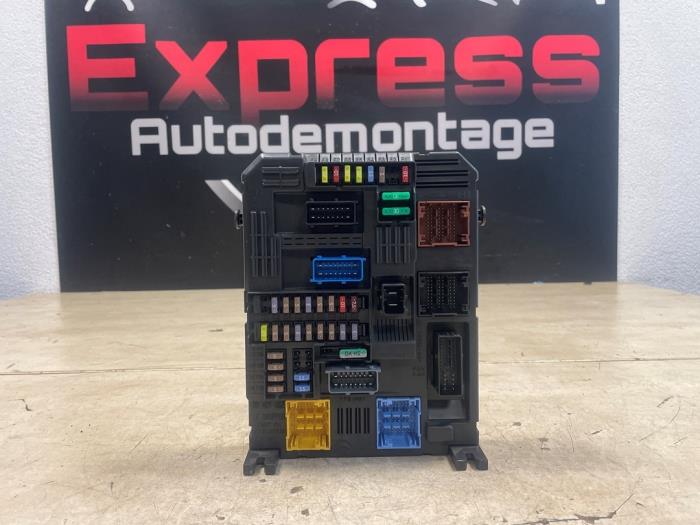Used Body control computer Peugeot Expert (V1/VA/VB/VE/VF/VT/VY) 1.6 Blue HDi 95 16V Price € 140,00 Margin scheme offered by Express Autodemontage