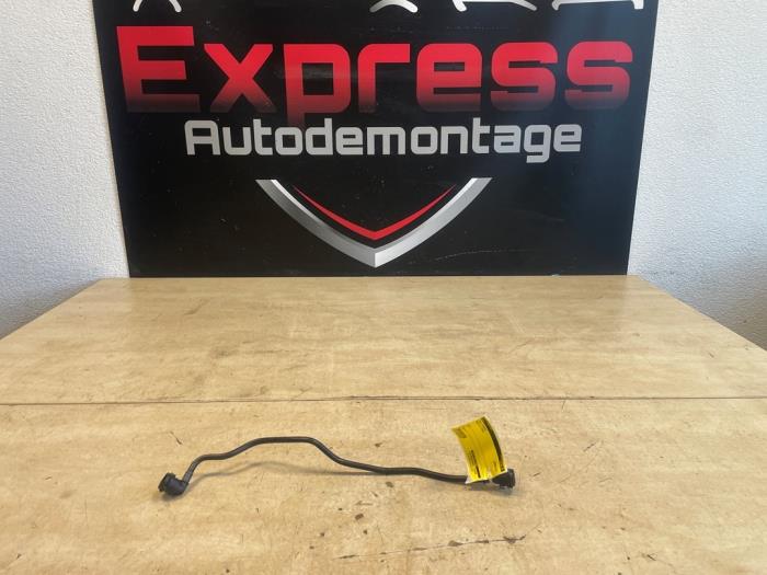 Usagé Conduit (divers) Mercedes CLA Shooting Brake (118.6) 1.3 CLA-250 e Turbo 16V Prix € 20,00 Règlement à la marge proposé par Express Autodemontage