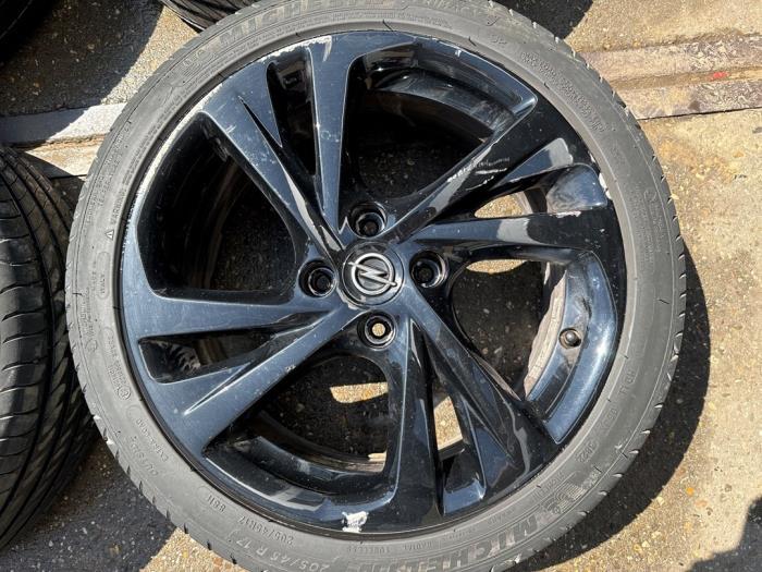 Opel Cd Rims Set of wheels + tyres - 9832281480 - Express Autodemontage