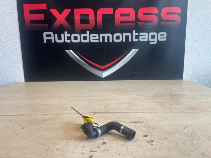 Usagé Conduit (divers) Mercedes C Estate (S206) C-200 1.5 EQ Boost Prix € 25,00 Règlement à la marge proposé par Express Autodemontage