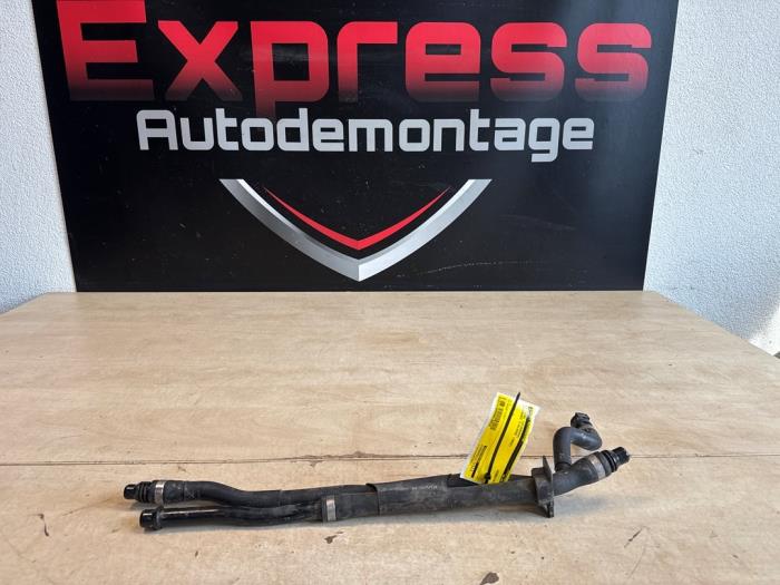 Usagé Conduit (divers) Mercedes C Estate (S206) C-200 1.5 EQ Boost Prix € 30,00 Règlement à la marge proposé par Express Autodemontage