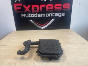 Begagnade Luftfilterhus Volkswagen Up! (121) 1.0 12V 60 Pris € 19,00 Marginaltabell erbjuds av Express Autodemontage