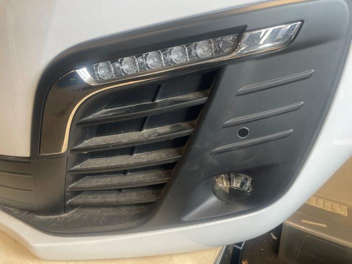Front (komplett) från en Peugeot Expert (V1/VA/VB/VE/VF/VT/VY) 2.0 Blue HDi 145 16V 2023