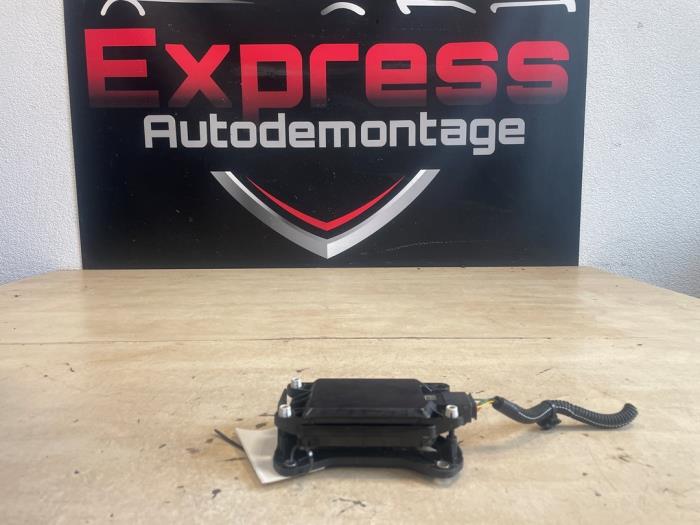 Radarsensor från en Peugeot Expert (V1/VA/VB/VE/VF/VT/VY) 2.0 Blue HDi 145 16V 2023