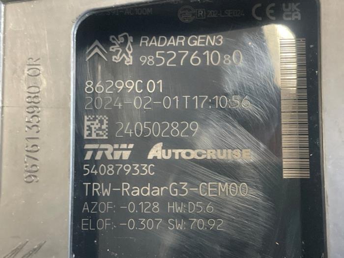 Radarsensor från en Peugeot Expert (V1/VA/VB/VE/VF/VT/VY) 2.0 Blue HDi 145 16V 2023