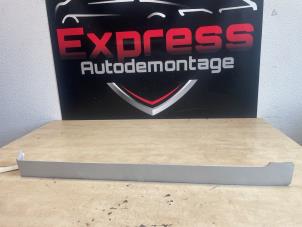 Begagnade Skydd, diverse Peugeot Expert (V1/VA/VB/VE/VF/VT/VY) 2.0 Blue HDi 145 16V Pris € 60,00 Marginaltabell erbjuds av Express Autodemontage