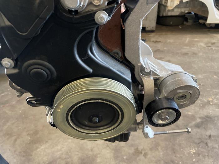 Motor från en Peugeot Expert (V1/VA/VB/VE/VF/VT/VY) 2.0 Blue HDi 145 16V 2023