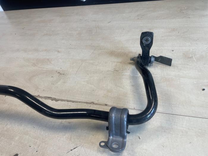 Bakre krängningshämmare från en Peugeot Expert (V1/VA/VB/VE/VF/VT/VY) 2.0 Blue HDi 145 16V 2023