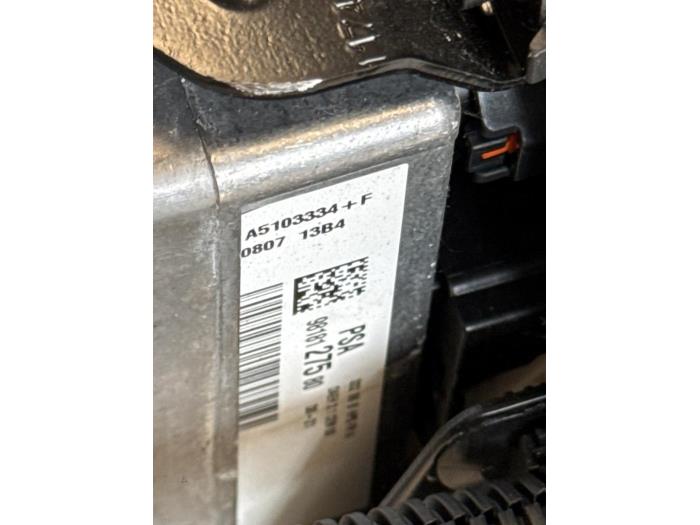 Servostyrningspump från en Peugeot Expert (V1/VA/VB/VE/VF/VT/VY) 2.0 Blue HDi 145 16V 2023