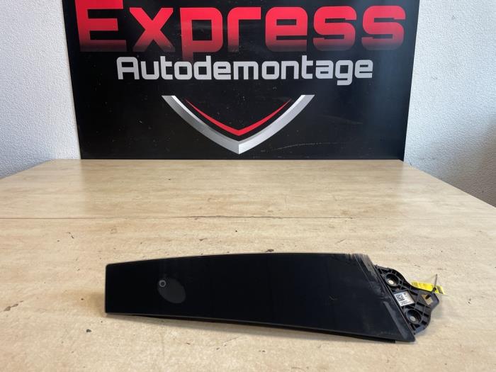 Używane Modul keyless vehicle Tesla Model 3 Long Range 72kWh Cena € 145,00 Procedura marży oferowane przez Express Autodemontage