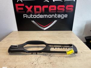 Begagnade Instrumentbräda, del Peugeot Expert (V1/VA/VB/VE/VF/VT/VY) 2.0 Blue HDi 145 16V Pris € 29,00 Marginaltabell erbjuds av Express Autodemontage