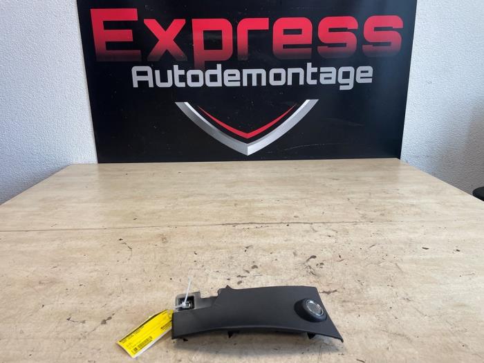 Usagé Commande start/stop Opel Astra L Sports Tourer (F4/FC/FN/FR) Prix sur demande proposé par Express Autodemontage