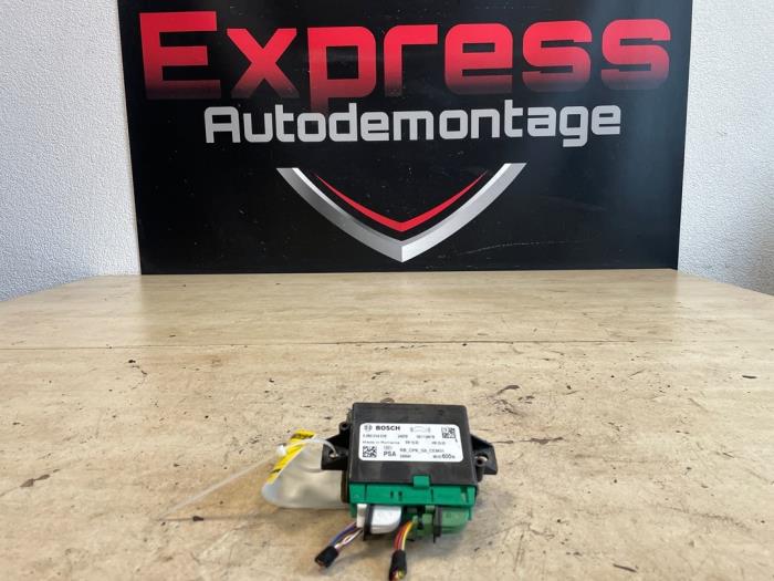 PDC-modul från en Peugeot Expert (V1/VA/VB/VE/VF/VT/VY) 2.0 Blue HDi 145 16V 2023