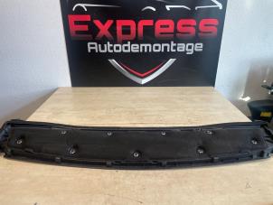 Begagnade Torpedgaller Peugeot Expert (V1/VA/VB/VE/VF/VT/VY) 2.0 Blue HDi 145 16V Pris € 119,79 Inklusive moms erbjuds av Express Autodemontage