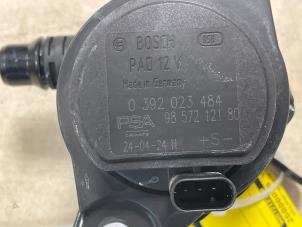 Pompe à eau d'un Peugeot 208 II (UB/UH/UP) 1.2 Hybrid 136 2025