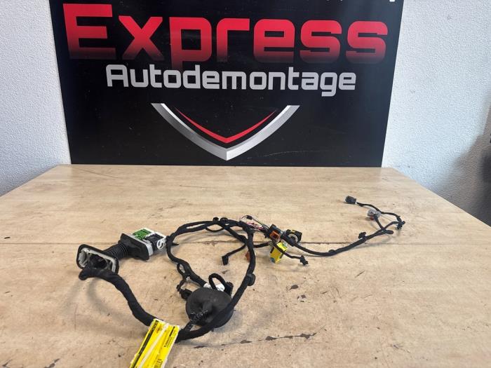 Begagnade Kablage Peugeot 3008 Pris på förfrågan erbjuds av Express Autodemontage