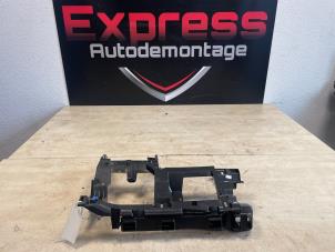 Begagnade Instrumentbräda, del Peugeot Expert (V1/VA/VB/VE/VF/VT/VY) 2.0 Blue HDi 145 16V Pris på förfrågan erbjuds av Express Autodemontage