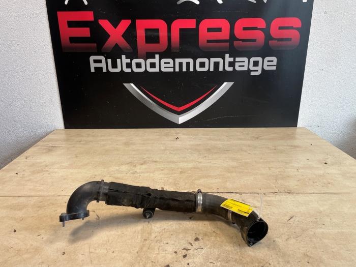 Gebrauchte Intercooler Rohr Volkswagen Golf VII Variant (AUVV) 1.6 TDI 16V Preis € 23,00 Margenregelung angeboten von Express Autodemontage