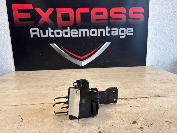 ABS-pump Volkswagen Passat Variant (3G5), 2014 / 2024 1.4 GTE 16V, Kombi, El Bensin, 1.395cc, 160kW (218pk), FWD, CUKC; DGEB, 2015-06 / 2024-03 (Begagnad)