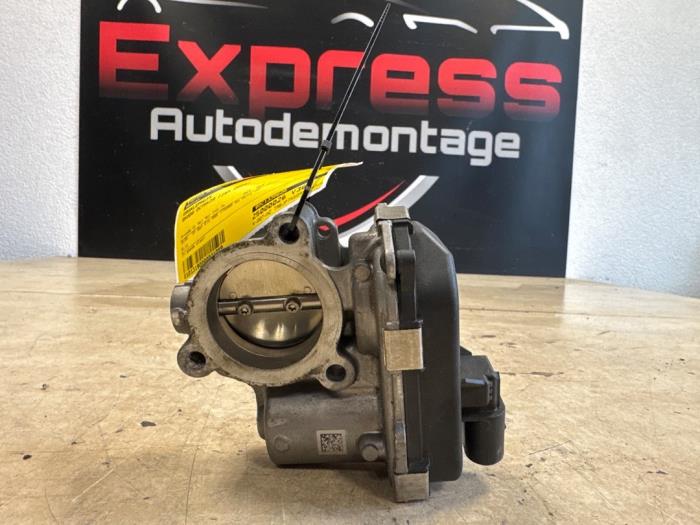 Usagé Boitier papillon Skoda Octavia Combi (NXAC) 1.0 TSI e-TEC 12V Prix € 50,00 Règlement à la marge proposé par Express Autodemontage
