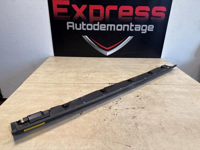 Door sill right Peugeot Rifter e-Rifter - 9816460977