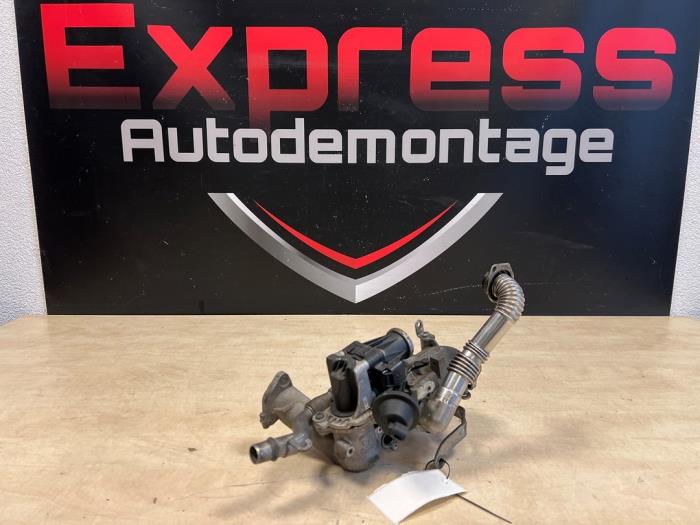 Gebrauchte AGR Ventil Peugeot 208 I (CA/CC/CK/CL) 1.4 HDi Preis € 75,00 Margenregelung angeboten von Express Autodemontage