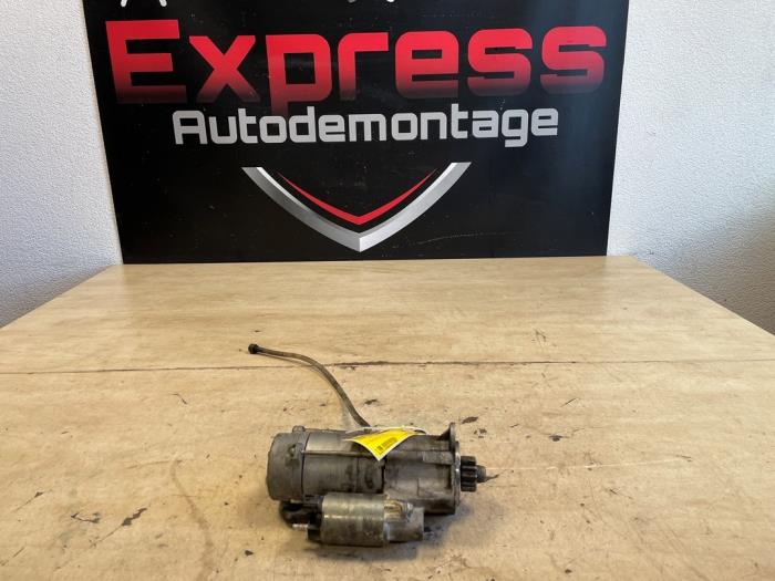 Begagnade Startmotor Landrover Range Rover Velar (LY) 2.0 D240 AWD Pris € 121,00 Inklusive moms erbjuds av Express Autodemontage