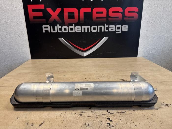 Begagnade Lufttank Landrover Range Rover Velar (LY) 2.0 D240 AWD Pris € 70,00 Marginaltabell erbjuds av Express Autodemontage