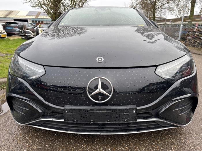 Usagé Face avant Mercedes EQE (V295) 350+ 91/96 kWh Prix € 10.500,00 Règlement à la marge proposé par Express Autodemontage