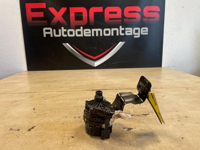 Begagnade Vattenpump Mercedes EQE (V295) 350+ 91/96 kWh Pris € 85,00 Marginaltabell erbjuds av Express Autodemontage