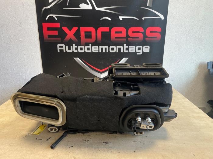 Begagnade Värmarhus Mercedes EQE (V295) 350+ 91/96 kWh Pris € 350,00 Marginaltabell erbjuds av Express Autodemontage
