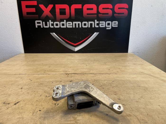 Used Engine mount Volkswagen Passat Variant (3G5) 1.4 GTE 16V Price € 15,00 Margin scheme offered by Express Autodemontage