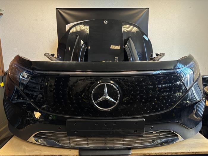 Usagé Face avant Mercedes EQB (X243) 250+ 71 kWh Prix € 7.865,00 Prix TTC proposé par Express Autodemontage