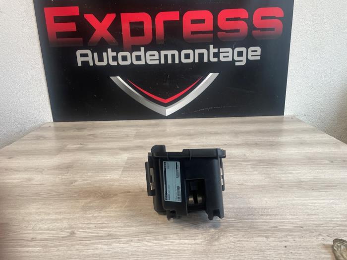Begagnade Diverse Mercedes EQB (X243) 250+ 71 kWh Pris € 10,00 Marginaltabell erbjuds av Express Autodemontage