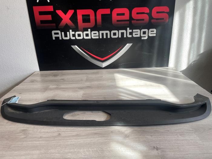 Begagnade Diffuser, bakre stötfångare Skoda Octavia Combi (NXAC) 1.0 TSI 12V Pris € 50,00 Marginaltabell erbjuds av Express Autodemontage