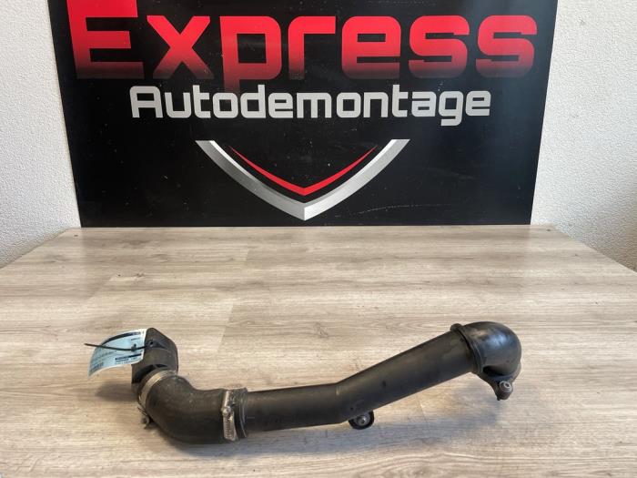 Gebrauchte Intercooler Schlauch Volkswagen Polo VI (AW1) 1.6 TDI 16V 95 Preis € 45,00 Margenregelung angeboten von Express Autodemontage