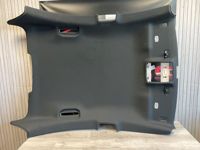Używane Podsufitka Mercedes CLA (118.3) 1.3 CLA-180 Turbo 16V Cena € 400,00 Procedura marży oferowane przez Express Autodemontage