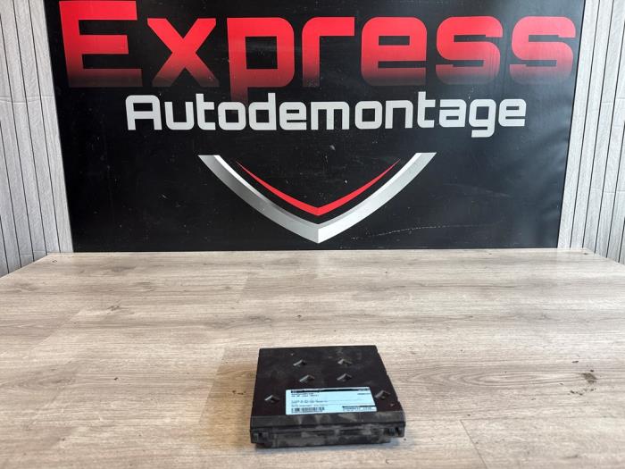 Used On-board computer Volkswagen Up! (121) 1.0 12V 60 Price € 120,00 Margin scheme offered by Express Autodemontage