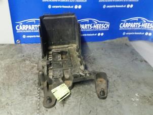 Used Battery box Audi A3 (8P1) 1.9 TDI Price € 21,00 Margin scheme offered by Carparts Heesch